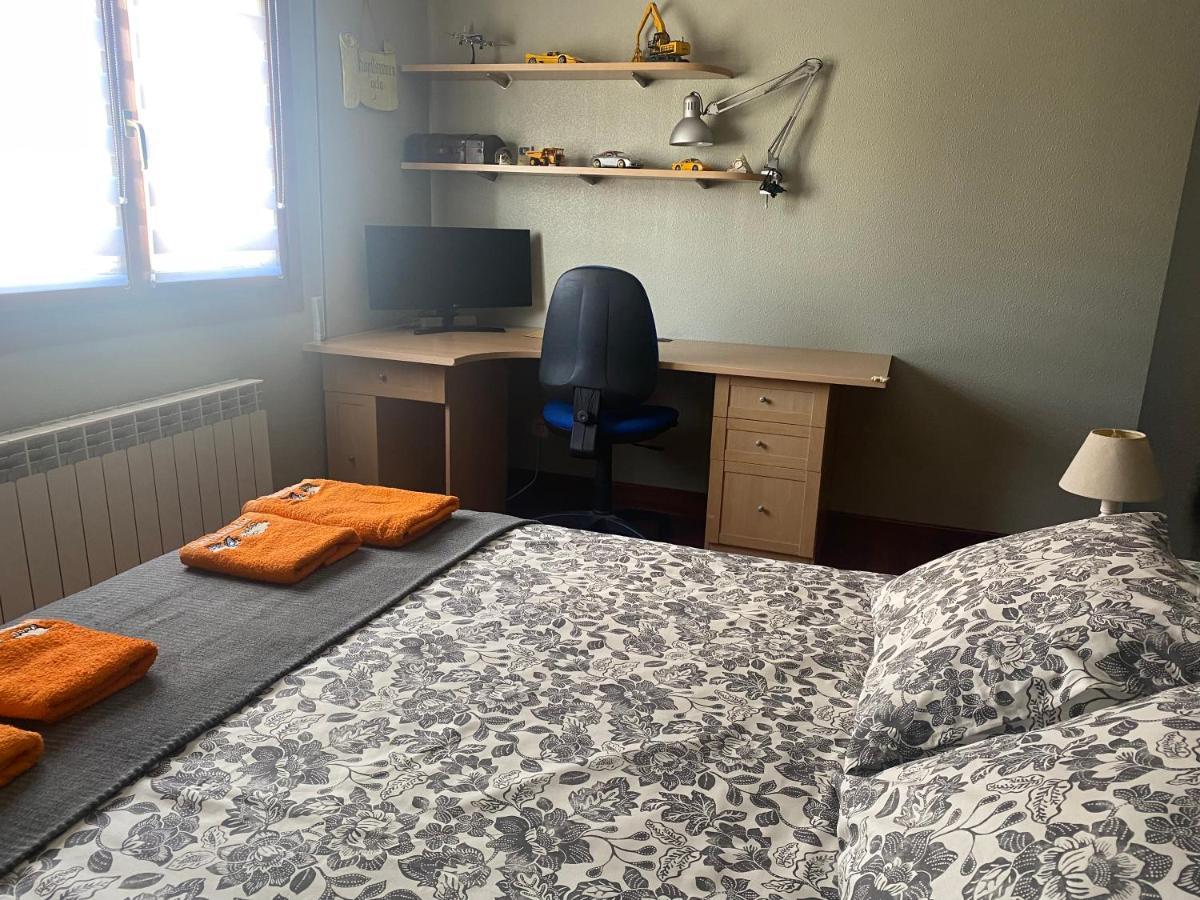 Amezola 2- Habitacion Con Bano Exterior De Uso Privado En Casa Compartida Bilbao Kültér fotó